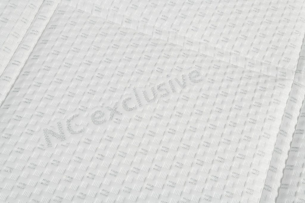 PREMIUM NC Exclusive Matratze mit innovativem Kühlbezug 25 cm 1000 Federn/2m²